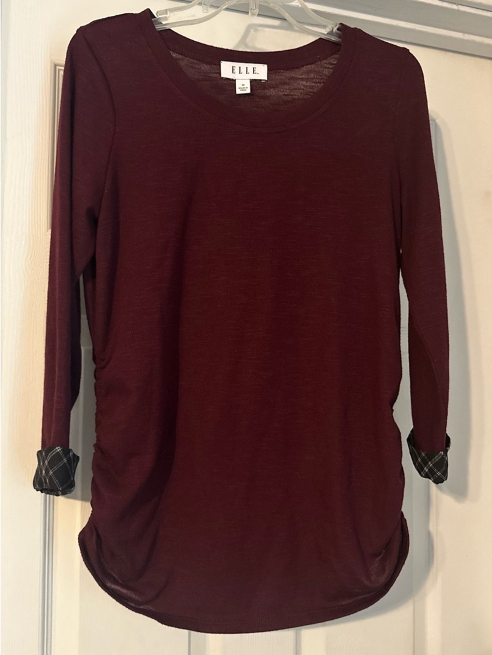 ELLE Women's Maroon Long Sleeve Scoop Neck Top plaid cuffs